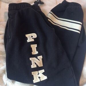 Size small-black and white color pink vs sweatpants